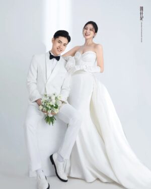 Elizabeth Tan Instagram - It's always been you 🥰. 
.
.
.
Finally got our prewedding shoot done! Hehe I'm so happy I found  @strangephotostudio 😭