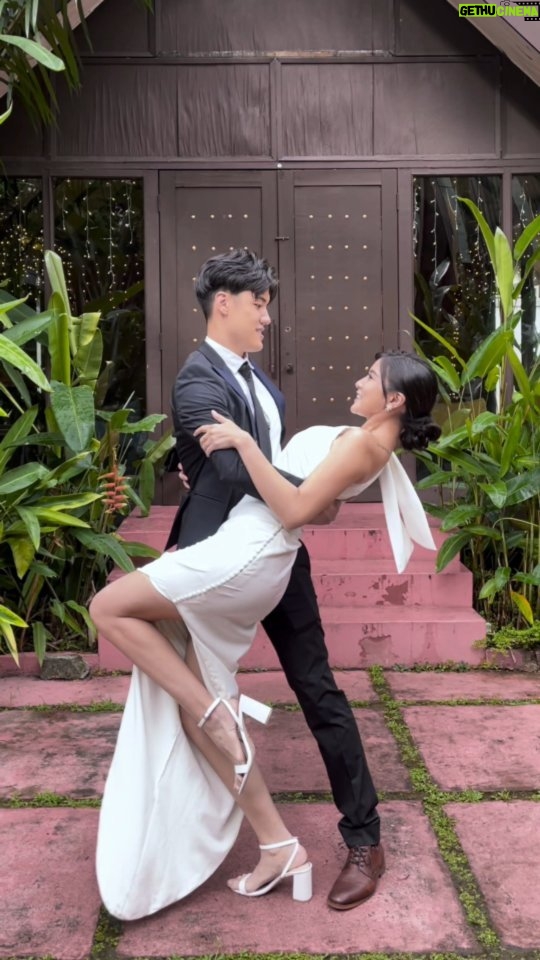 Elizabeth Tan - 81K Likes - Happy Valentine's Day! 😛🥰