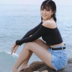 Elizabeth Tan Instagram - Happy Birthday, Me! 🎉🎂 Hehehe comment umur I kalau tahu 😜
