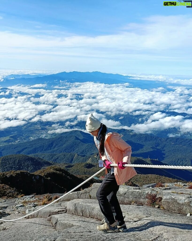 Elizabeth Tan Instagram - Climbing Mt Kinabalu was one of the most challenging things I've ever had to do, but damn.. it was worth it.😭😍 . . . I'm absolutely afraid of a lot of things, the dark, heights, being alone, and the list goes on. Before this climb I've cried for many hours just thinking about it, but I decided to face it anyway to prove to myself that I'm stronger than I think. So many times I wanted to just give up and thought I'd just die up there hahahaha but somehow I pushed through and made it up and back down! I guess sometimes I just have to believe in myself a little bit more, and even when it really feels like I can't.. I actually still can. 😛
