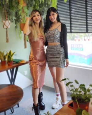 Elizabeth Tan Instagram - Elizabeth Tan & Talitha Tan. 😜❤️