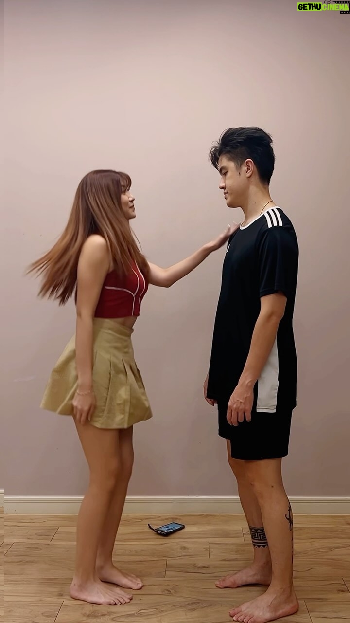 Elizabeth Tan - 45.8K Likes - He was absolutely not impressed at all lol 😅