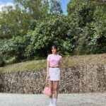 Elizabeth Tan Instagram - tema pink utk raya berdua tahun ni. hopefully cny tahun depan dah bertiga hehe 😝🌸