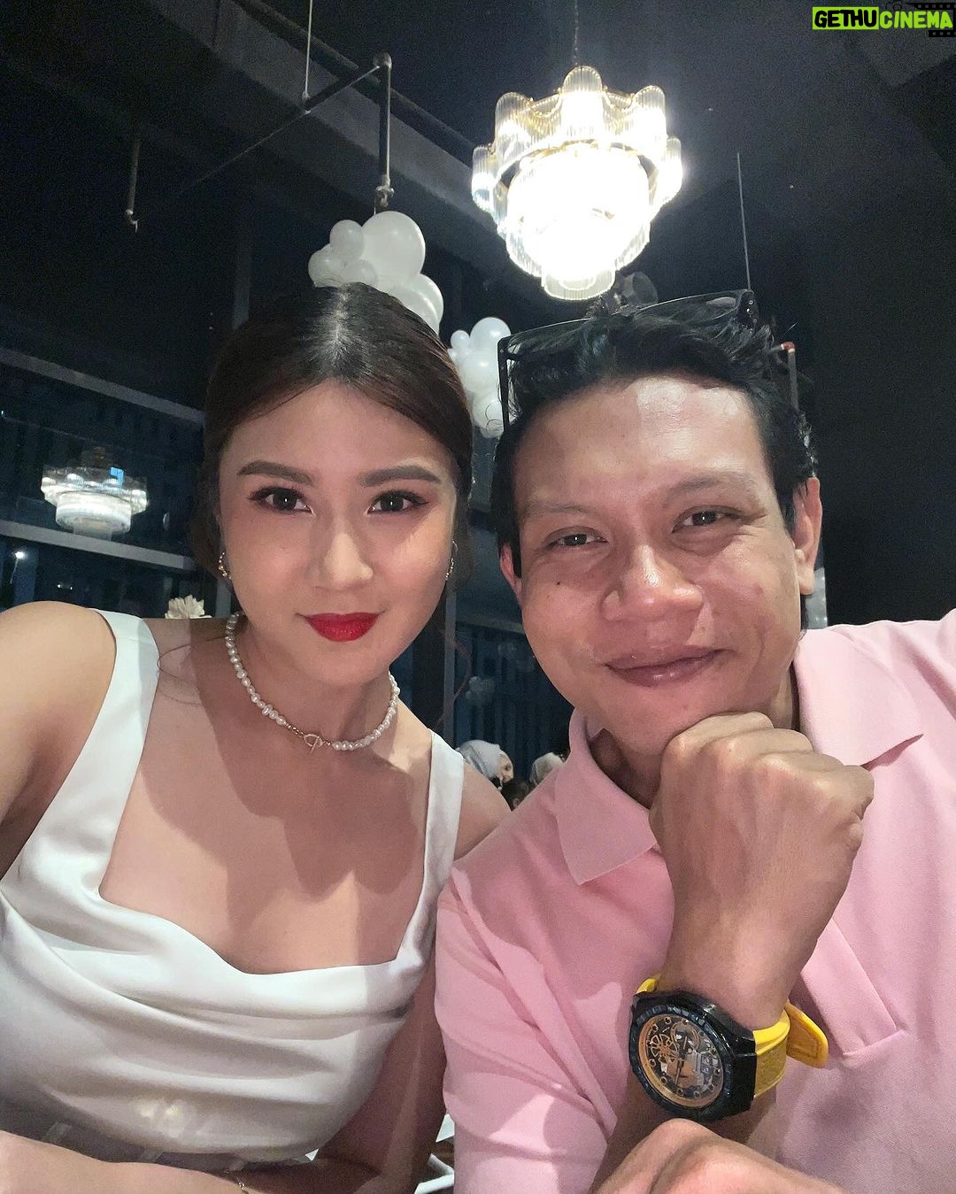 Elizabeth Tan Instagram - Happiest Birthday @daiyantrisha , you are a literal angel on earth and u know that i love you a little too much girl hehehe. Thank you for always looking out for me even though you dont have to 😭. I pray for only the best of the best in life for you, in this and the next. Ill forever be your biggest fan. ❤️