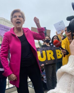 Elizabeth Warren Instagram - I joined activists on the steps of the Supreme Court yesterday to say we are not going back. We are in this fight all the way for abortion rights.