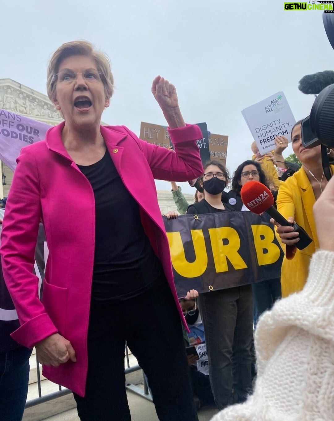 Elizabeth Warren - 42.4K Likes - I joined activists on the steps of the Supreme Court yesterday to say we are not going back. We are in this fight all the way for abortion rights.