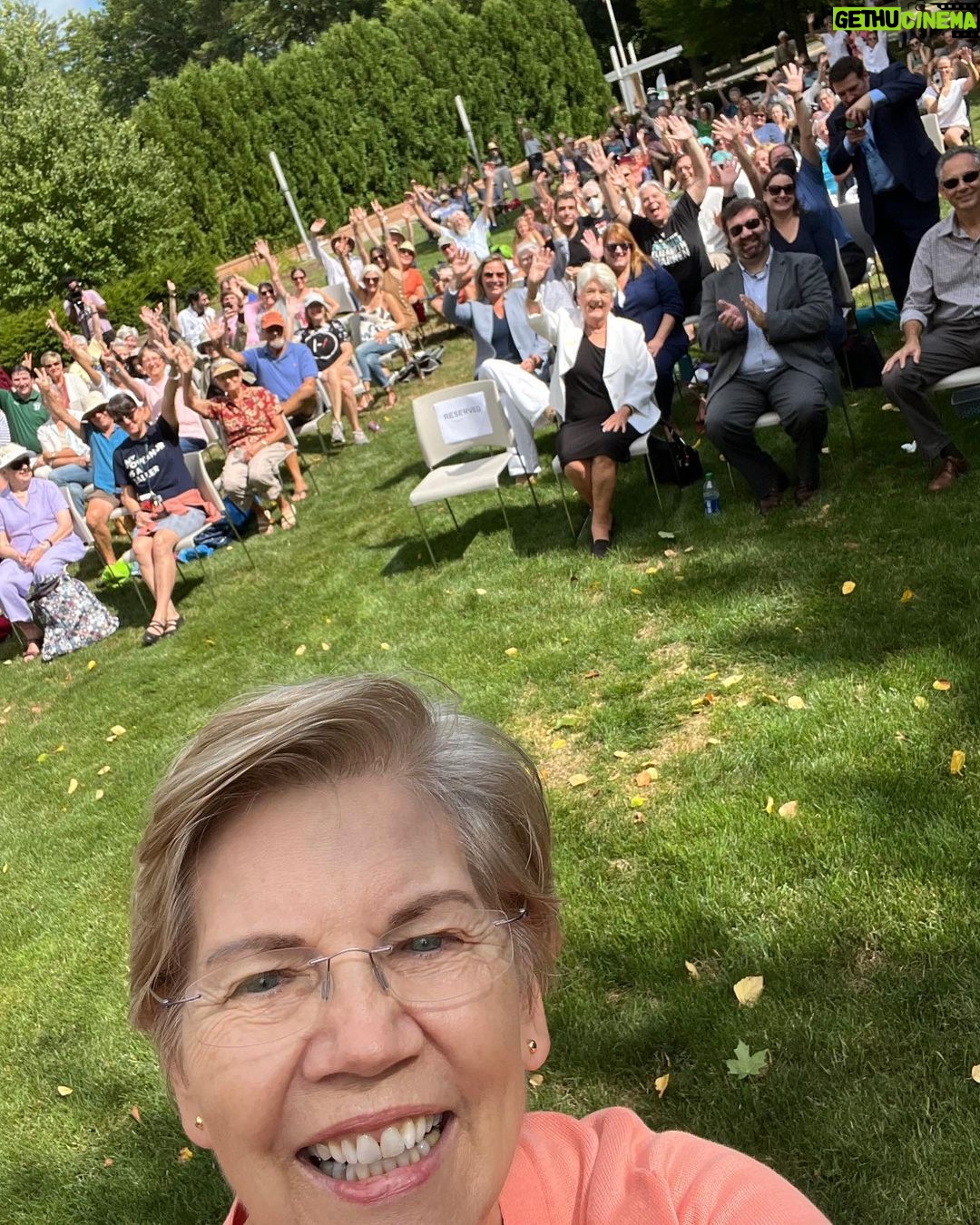 Elizabeth Warren Instagram - We had a great Meet and Greet in Greenfield today. We talked about fighting climate change with the Inflation Reduction Act, investing in infrastructure for Massachusetts communities, and protecting our democracy.