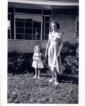 Elizabeth Warren Instagram - My daddy couldn’t work for a while after his heart attack. The bills piled up. One day, I walked into my parents’ bedroom. My mother’s face was red and puffy. A black dress was laid out over the bedspread—the dress that only came out for weddings, graduations, and funerals. “We are not going to lose this house,” she kept saying. She’d never worked outside the home. She was terrified. But she knew what she had to do. She put on that dress, walked down the street to Sears, and got a minimum wage job that saved our home and our family. I’m thinking about my mother today. I’m thinking about all of the mothers who reach down, dig deep, and do what they need to do to take care of their families. And I’m thinking about all of the ways our government can do more—so much more—to have those mothers’ backs. #MothersDay