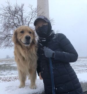 Elizabeth Warren Instagram - It’s snowing ❄️