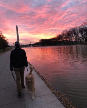 Elizabeth Warren Instagram - Sunrise with my guys.
