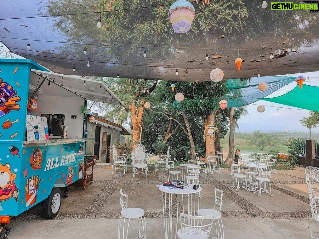 Ella Cruz Instagram - @wash_and_eat is now open 🩵 Carwash 🚙🫧, coffee ☕️, milktea 🧋, desserts 🍰, snacks 🍟 at syempre overlooking view of Angat river 🏞️🍃 kitakits dito sa Angat! Angat, Bulacan
