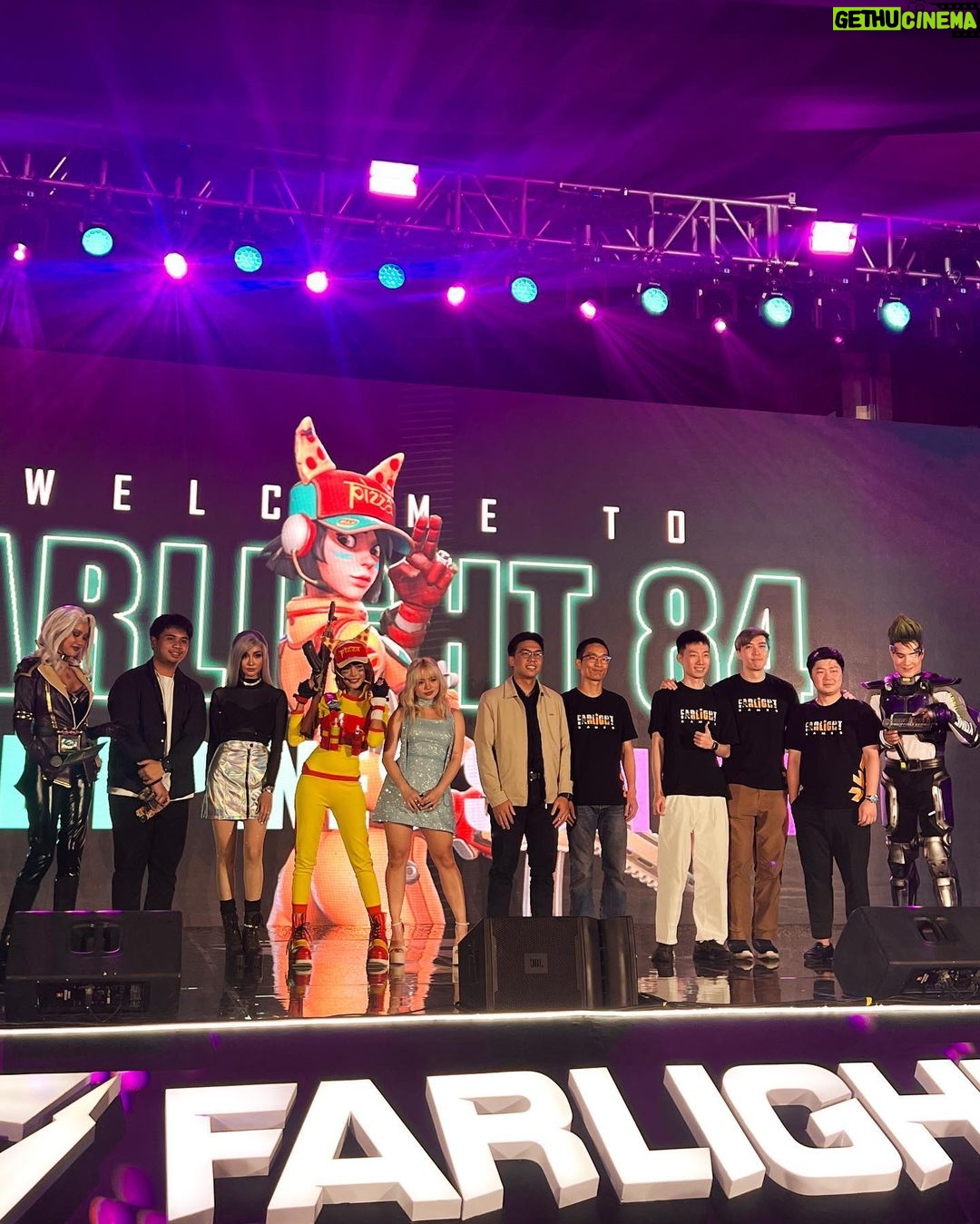 Ella Cruz Instagram - If you love the game, the game loves you back 💙 Last night was remarkable! 08/24/23 ✨ My first ever collaboration with a global game, my favorite -- @farlight84_official ❤️🔥 Sobra kaba ko kahapon sa #farlight84phsummit cause I have no idea anong mangyayari. But, omg! Ang daming fresh and exciting coming up for #Farlight84! And the most exciting part? Me as one of their first Filipino celebrity collab! 😭❤️ biggest birthday gift ✨ the announcement makes me supeeeer kaba and surprised talaga 🫣 we have ELLA CRUZ in-game stickers and dance 😍 and also #Farlight84ph's first Film ads 🥳 I've been endlessly saying thank you to Farlight Games but really, I'm grateful for this amazing collab ❤️🔥 again, congratulations for the success of this summit and the growth of the game🤍 I love this community! It always feels like kapag kasama mo mga co-gamers, matatagal na kayo magkakaibigan🫶🏻 fangirling mode ako nakita ko mga idol streamers ko tsaka mga kaibigan ko from online, finally in person! So cool 😎 Watch out for more Farlight 84 updates! 😜 #Farlight84xEllacruz