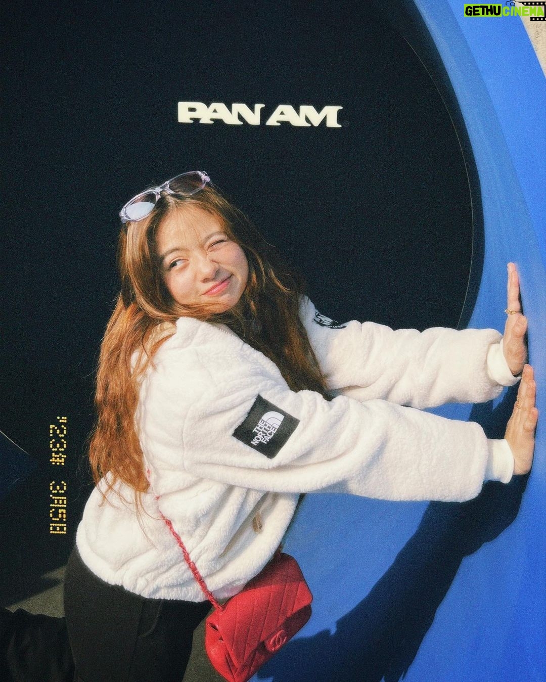 Ella Cruz Instagram - Happy Easter Sunday 🤍🐰✨ Watch my newest vlog on my new channel~ Seoul, Korea