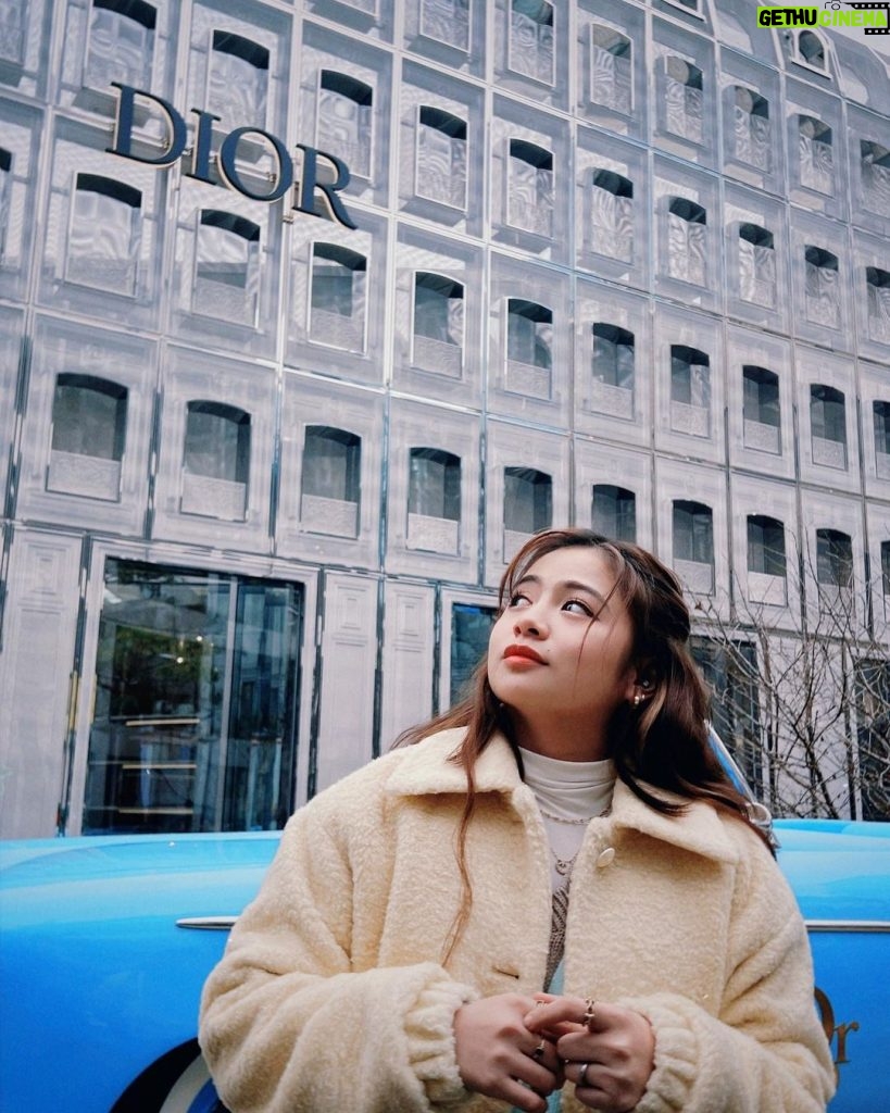 Ella Cruz Instagram - 언젠간 ~ ✨ #Dior 성소연