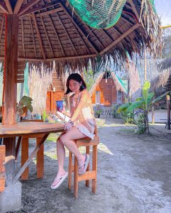 Ella Cruz Instagram - @takipsilimzmb ☀️💛