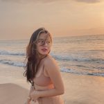 Ella Cruz Instagram - 🧡