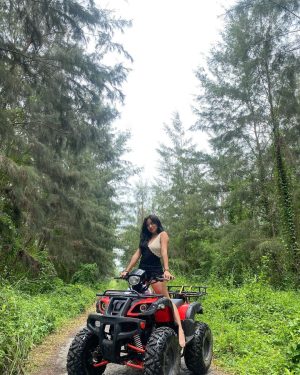 Ella Cruz Instagram - Mother Earth says “who needs filter” 😉