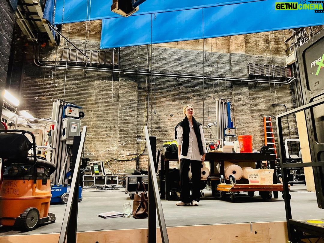 Elle Fanning Instagram - First step on The Hayes @2stnyc #Appropriate 🎭