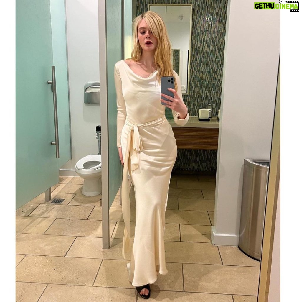 Elle Fanning Instagram - Also thank you @shrimptoncouture for this immaculate @alexandermcqueen to wear for the after party!!! Can I wear this forever!?!?