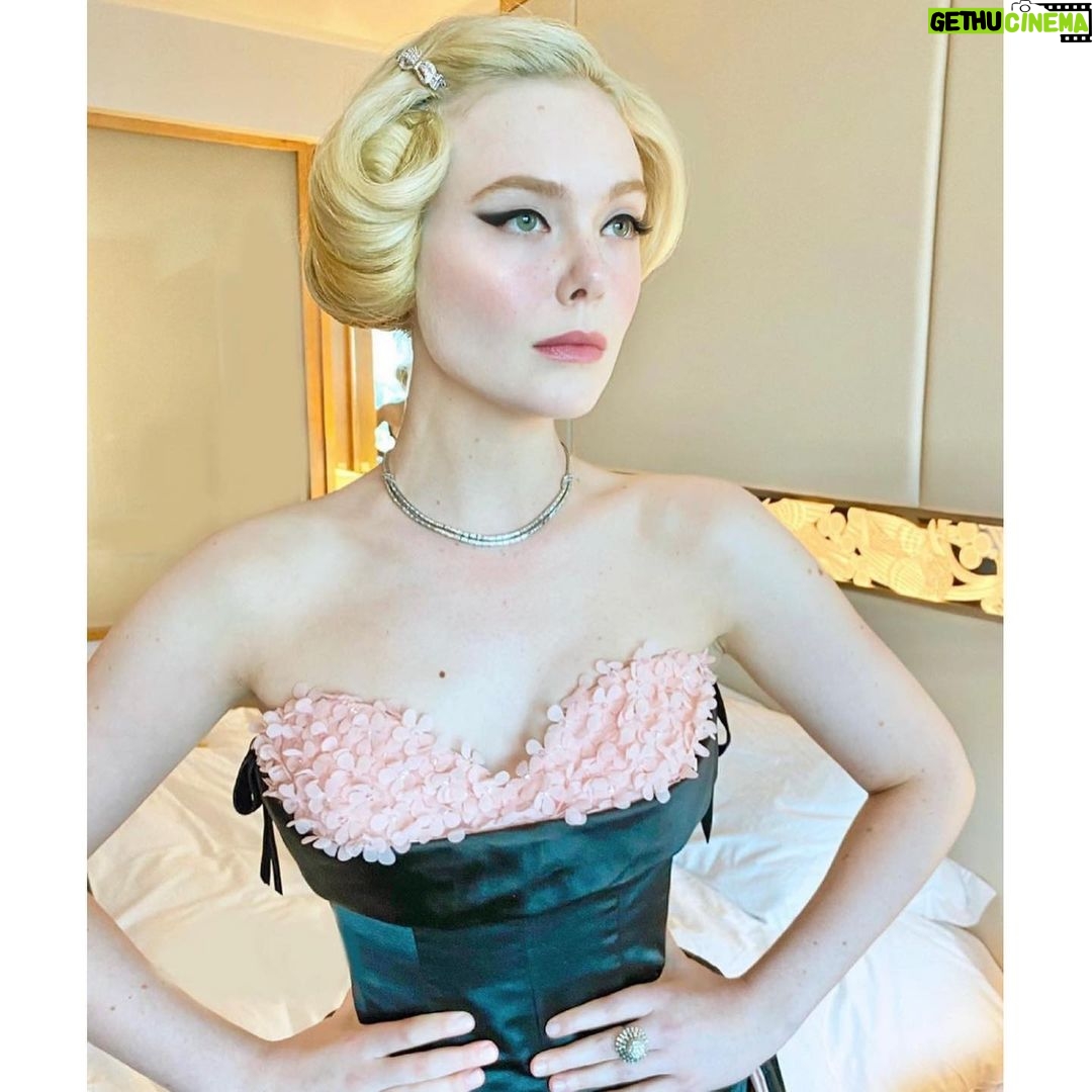 Elle Fanning Instagram - Once the shock subsided after hearing of my nomination, I started to think about what I wanted to wear to the Emmy’s. I have always been inspired by the Hollywood glamour of the 50’s, particularly Grace Kelly and her longtime collaboration with costume designer Edith Head. Not just for her film roles but for on the red carpet. And that got me thinking… I am currently in the middle of filming season 3 of ‘The Great’ with our mega costume designer, Sharon Long and her miraculous team of dressmakers. Sharon was nominated the same day I was and went on to WIN Outstanding Period Costumes at the Creative Arts Emmys just a week ago. I had no clue she was going to win at the time, but it makes this story that much sweeter. I asked Sharon if she would design my dress for the Emmy red carpet and asked Catherine Shaw if she would make it. Catherine has made every costume by hand that I have worn over the course of seasons 2 and 3 of the show. We have always found it very fitting that the woman who makes Catherine the Great’s clothes is also named Catherine! Catherine, Sharon, and I had secret fittings after work days to create this gem. We all decided classic glamour never goes out of style and I think Sharon and Catherine were ecstatic to make such a different design compared to the 18th century garments we wear on the show! So when I got asked, “Elle, What are you wearing tonight!?” I said, “Oh, this? This is Sharon Long couture😘” Also a special shout-out to my dresser, Nina. Literally can not get dressed without her. Layer by layer every morning, she yanks me into my corset and sews me into my costumes. Her attention to detail and gift for organization is inspiring. She even has a hand chart that she lays out each day, so I know which finger to put my rings on. Wish you could have flown to LA to dress me, but I’ll see you in a couple days to get dressed once again in my insanely cramped trailer. How on earth do we manage to fit those dresses in there!!!??! 🤣🤣