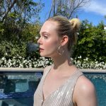 Elle Fanning Instagram – Catch me on the @latelateshow tonight with @j_corden to talk all things @girlfromplainvillehulu !!!
Always LOVE LOVE seeing you!!!
@justjenda @erinayanianmonroe @samanthamcmillen_stylist