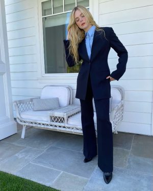 Elle Fanning Instagram - 5 times the charm 👔