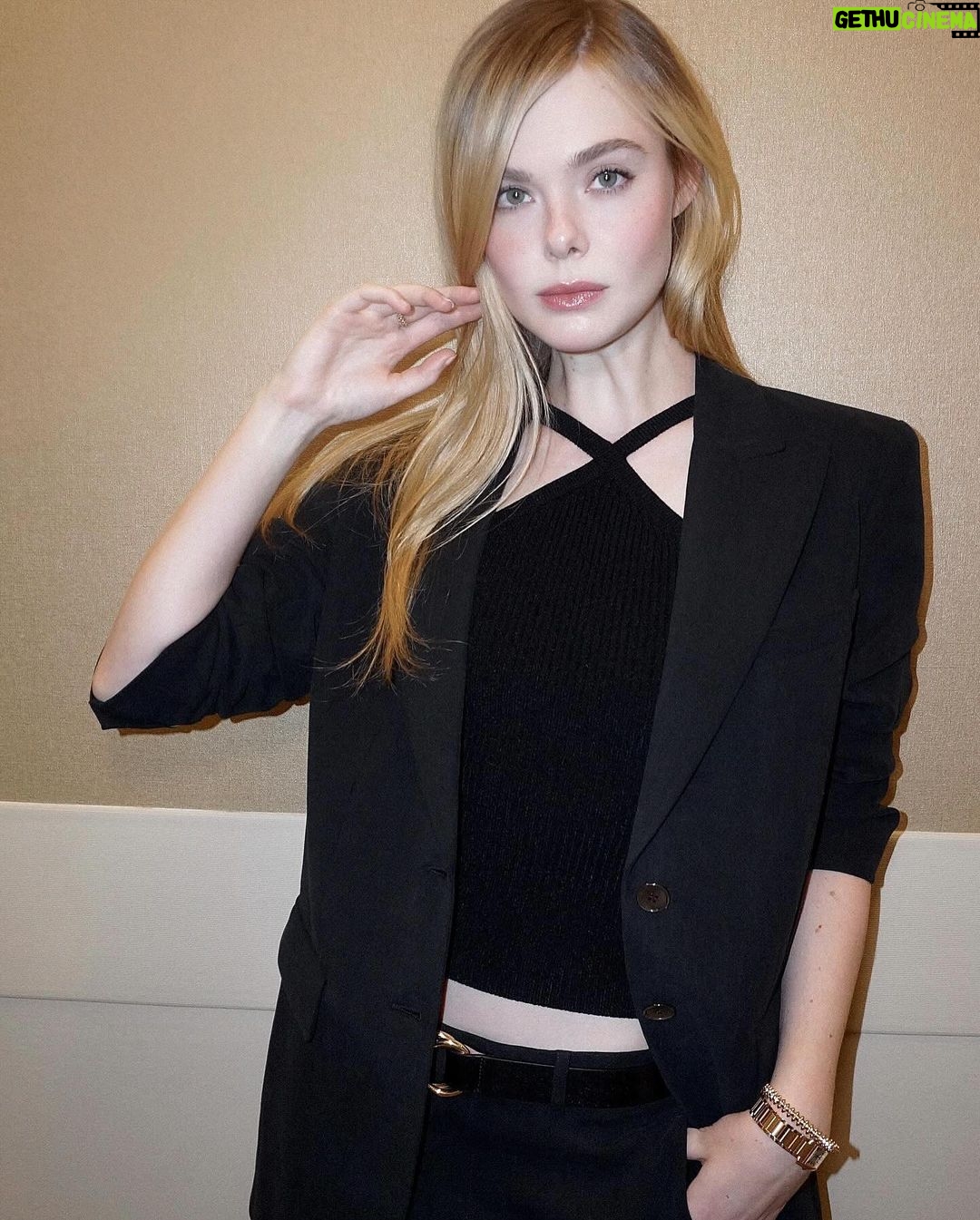 Elle Fanning Instagram - Appropriate play press day🖤