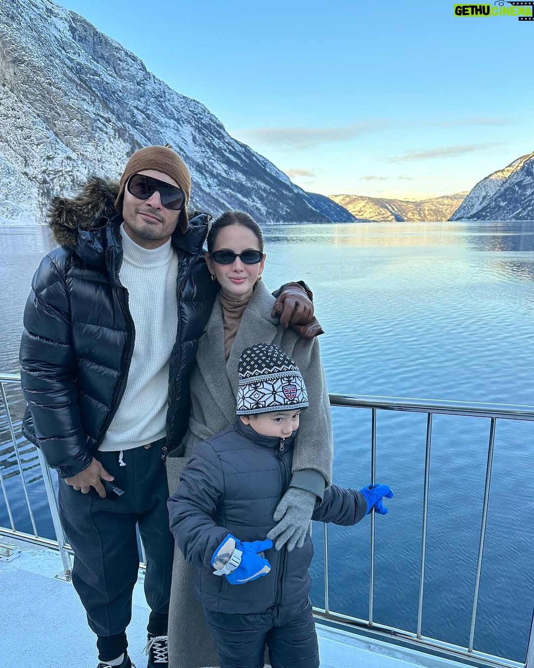 Ellen Adarna Instagram - ❄️❣️🇳🇴 Fjord Norway