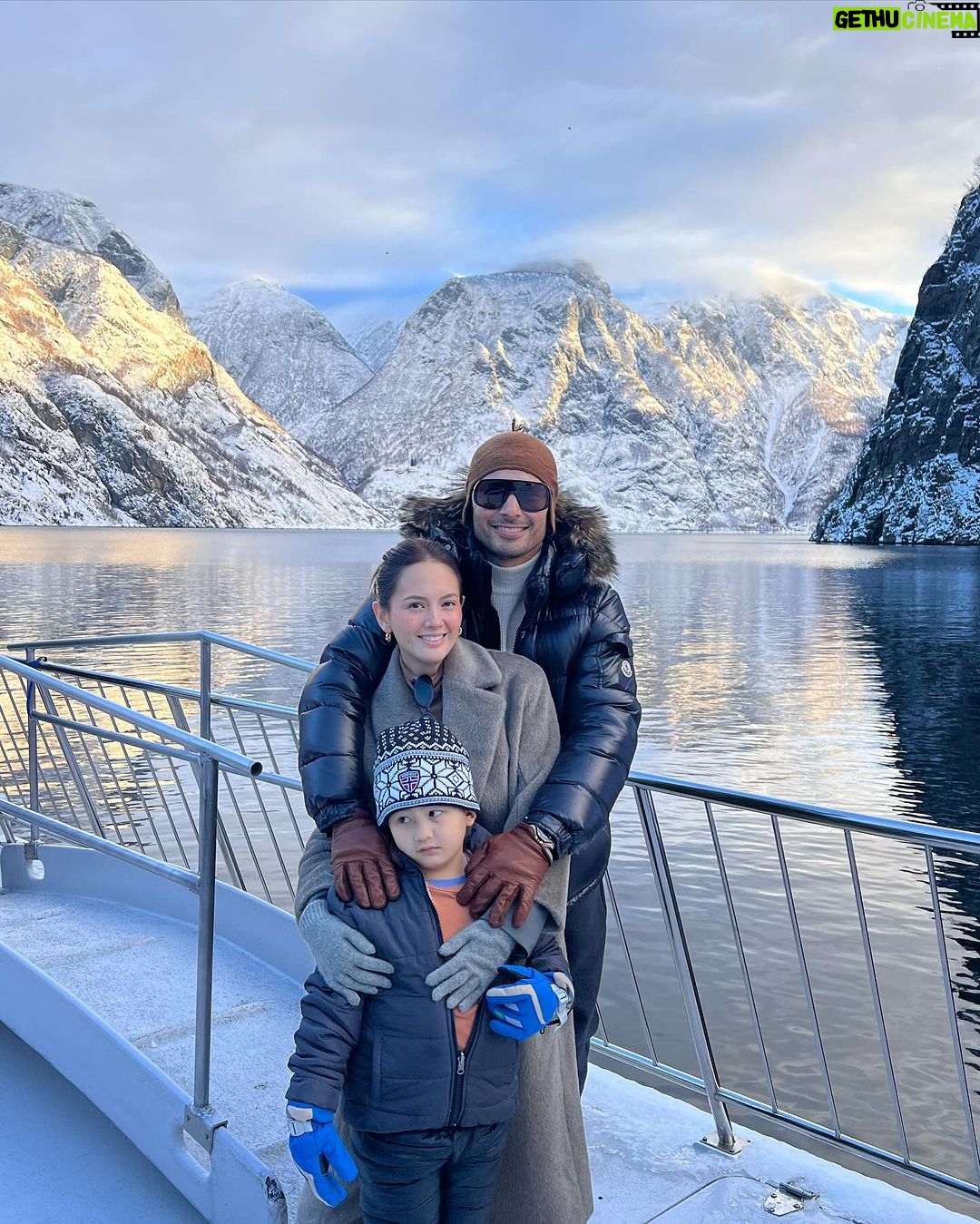 Ellen Adarna Instagram - ❄️❣️🇳🇴 Fjord Norway
