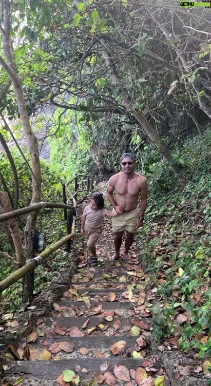 Ellen Adarna Instagram - Another D-moment!!! Parenting is tough @maria.elena.adarna 🤣🤣🤣🤣 660 steps is no joke!!!🙉🙉🙉