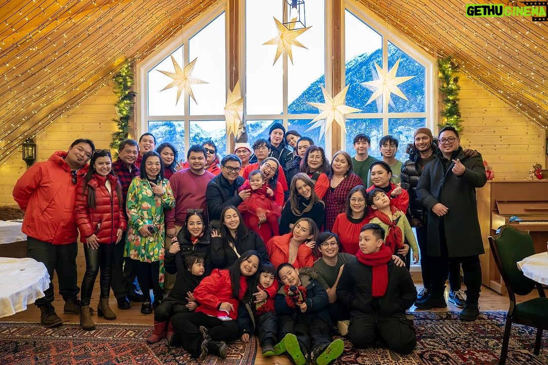 Ellen Adarna Instagram - Our growing family โค๏ธ๐จโ๐ฉโ๐งโ๐ฆ๐๐โฃ๏ธ #complete Bergen, Norway