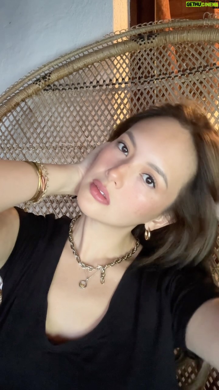 Ellen Adarna Instagram - GRWM - my everyday make up with my favorite @seoulwhitekorea sunscreen and moisturiser in 1 as my makeup base ❤️ Barcelona, Spain
