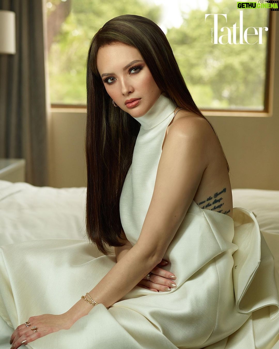 Ellen Adarna Instagram - “I’m an open book,” Ellen Adarna Ramsay quips between takes while shooting Tatler’s inaugural digital cover. “I don’t have any regrets because I felt free.” As she spends more time beyond the limelight, the actress-turned-entrepreneur constantly evolves into a devoted mum and wife, all without failing to take care of her fitness and health. “Being able to balance everything makes me empowered.” From the price of rising to fame at a young age and the criticisms that come with it, to adjusting to a married life and the challenges of motherhood, Ellen bares all in our first-ever digital cover. Photography: @markednicdao Produced by: @isabelvmf, @doweeu Words: @macfabella Styling: @emmillan Hair: @renzpangilinan Make-up: @mickeysee Location: @admiralhotelmanila @rubywongs