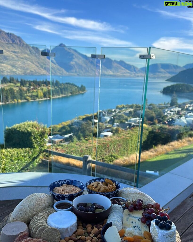 Ellen Adarna Instagram - New Zealand Dump - part 1 Queenstown, New Zealand