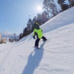 Ellen Adarna Instagram – Skiing skills at 4 🥰 big thanks teacher @ryu_okawa_ski_instructor for this ⛷️❤️ Niseko, Hokkaido, Japan（ニセコ）