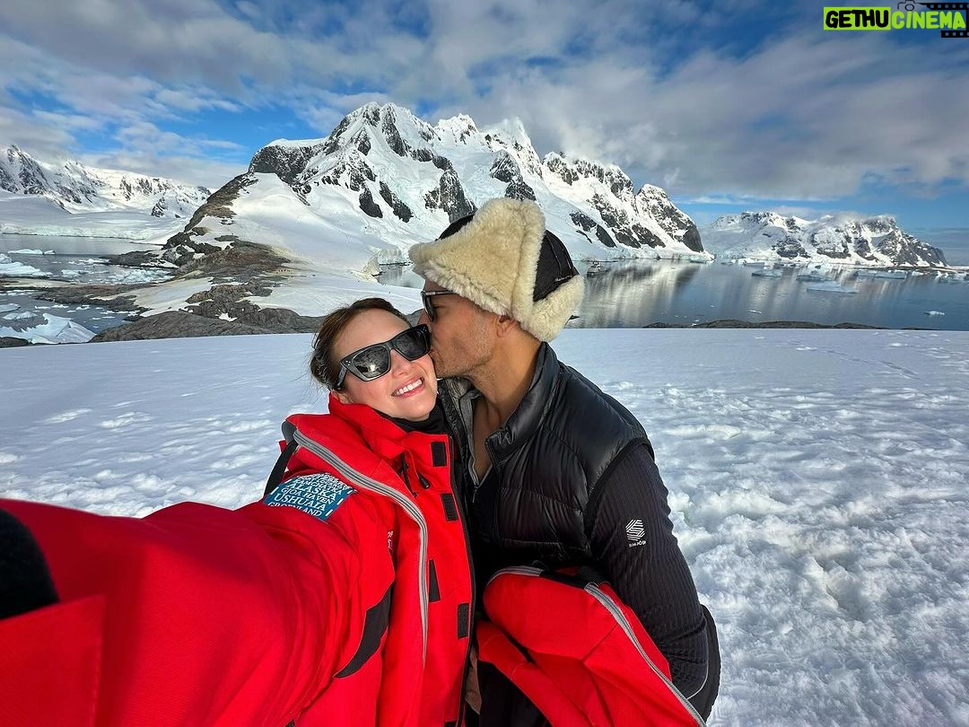 Ellen Adarna Instagram - I love vieYOU 😝😍🥰💋 The White Continent - Antarctica