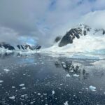 Ellen Adarna Instagram - Views 😍 #antarctica 🏔️🗻❄️🧊 7 continents ✔️✔️✔️✔️✔️✔️✔️ The White Continent - Antarctica