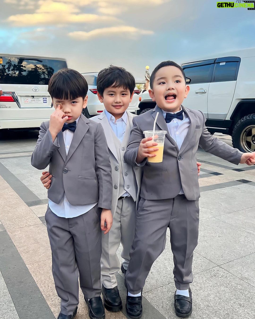 Ellen Adarna - 121.6K Likes - My Brothers Wedding 👰♀️🤵 nadayun jud 😂🤪 @louisetabaquero @ricoadarna HAHAHAHA