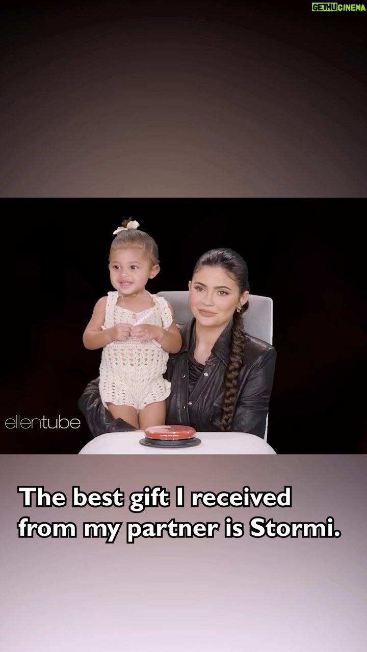 Ellen DeGeneres Instagram - Happy birthday @kyliejenner! ❤️