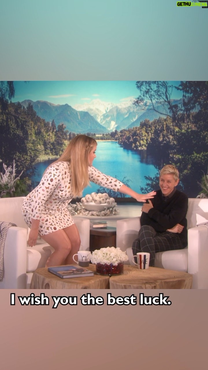 Ellen DeGeneres Instagram - Happy birthday to the hilarious @AmySchumer. ❤️