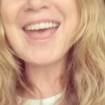 Ellen Pompeo Instagram - We wanted to do a beauty gifting suite for all the men and women who really run the hospitals lol... And these amazing companies were nice enough to help us do it! @beautycounter @get_rael @oseamalibu @divineharvestfoods