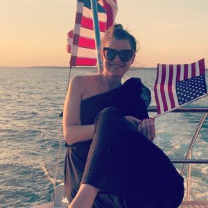 Ellen Pompeo Instagram - Sending love  and sunsets ❤️ ❤️❤️