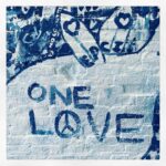 Ellen Pompeo Instagram - Look for it 💙