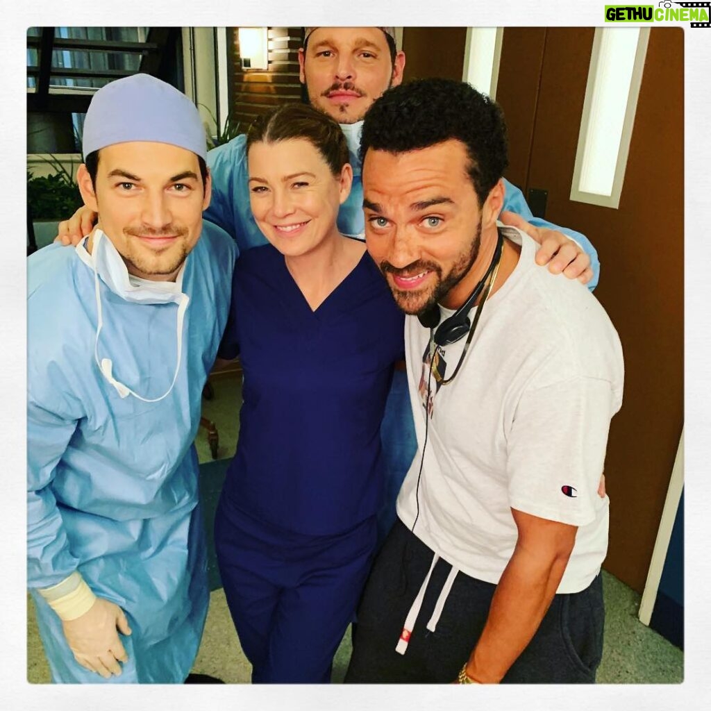 Ellen Pompeo Instagram - I’m a Pretty lucky girl...these guys hold me up and when necessary hold me down! #brosbefore...... @greysabc @officialjustinchambers @giacomo_gianniotti @ijessewilliams love and appreciate you guys ❤️💋