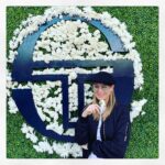 Ellen Pompeo Instagram – Family first @stla_official photo by @hellmannsam 🎾