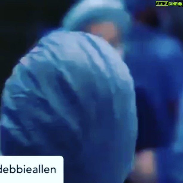 Ellen Pompeo Instagram - This episode is one of our best this year.. so grateful to have this incredible cast our crew our writers... this show is a monster to make and they all bring it every day! 🙏🏼❤️💫