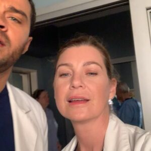 Ellen Pompeo Instagram - We have NO fun here #greysanatomy whatcha doing tonight peeps? It’s too cold to go outside... 💋❤️ 🥶❄️ hope everyone stays safe