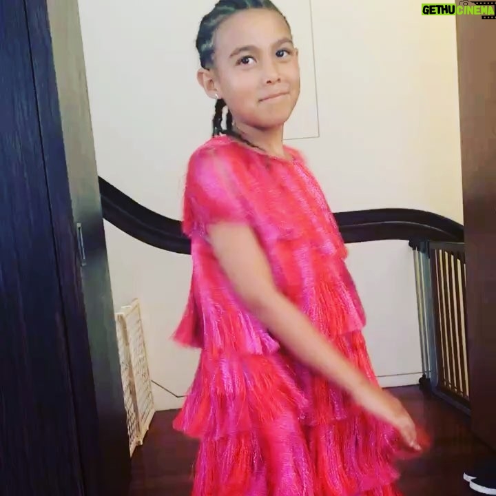 Ellen Pompeo Instagram - And yes I made the big girl who's too cool to wear a matching dress wear a matching dress...well she wore it for this boomerang and then immediately took it off...but this dress deserves two posts ❤️❤️❤️