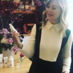 Ellen Pompeo Instagram - Thanks again to the whole team @younglivingeo and all of the lovely people who came out to support the launch of #ylseedlings. I’m loving the @younglivingeo Seedlings lavender linen spray, the smell is so calming! #sponsored #YLEO #SeedlingsMoments