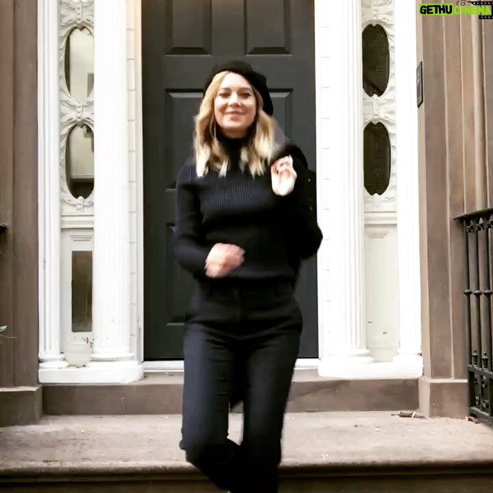 Ellen Pompeo Instagram - Best birthday trip ever... love my ny peeps 🖤@onefinestay